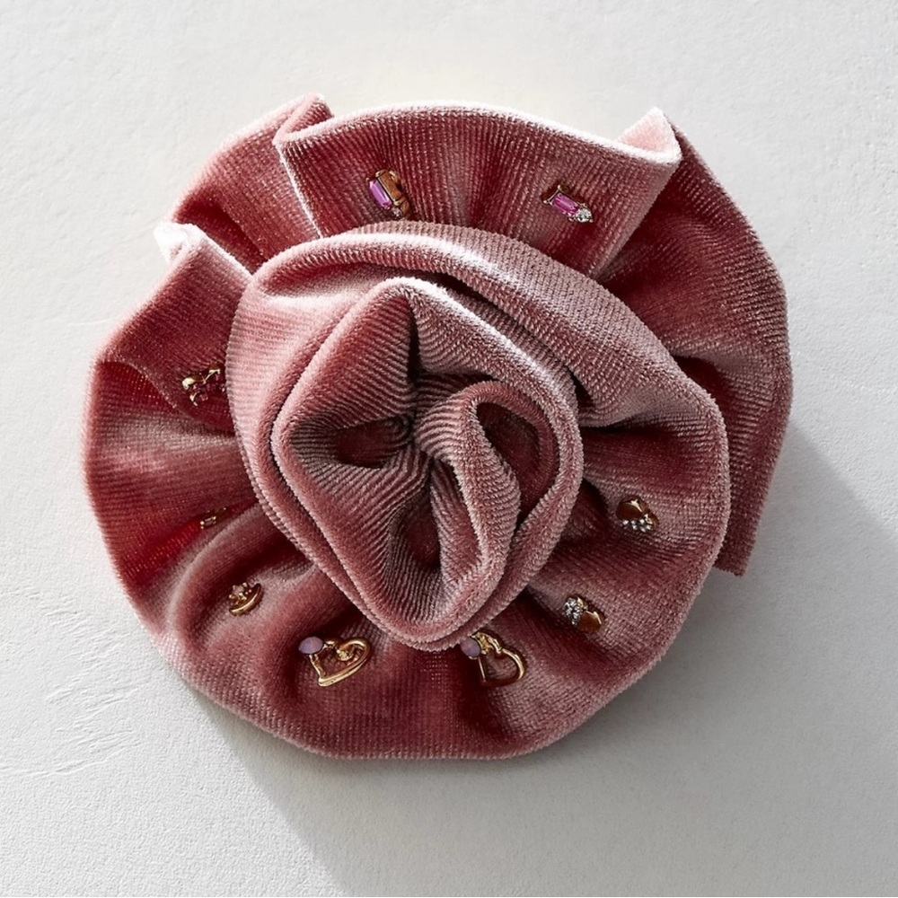 Free People Rosette Brooch Pin Stud Pack -5 Pairs of Earrings NWT